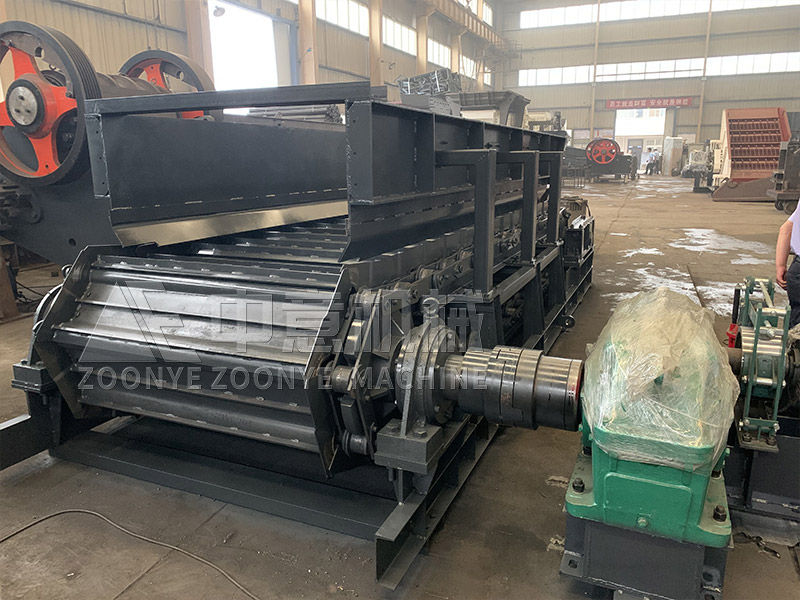 廢舊建筑材料自動(dòng)分揀處理設(shè)備板鏈輸送機(jī)實(shí)地工廠圖片